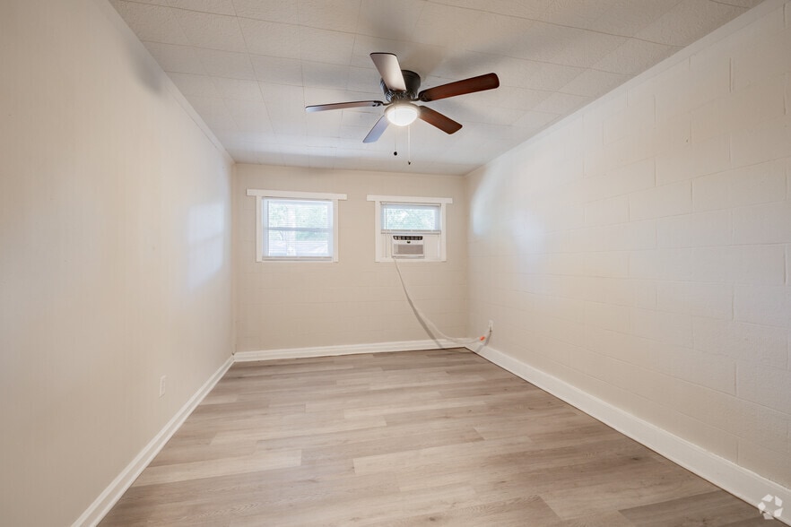 More Photos Of 10710 Jefferson Ave, Newport News Apartments For Sale