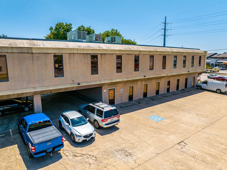 More Photos Of 1301 Northwest Hwy, Garland Office For Sale