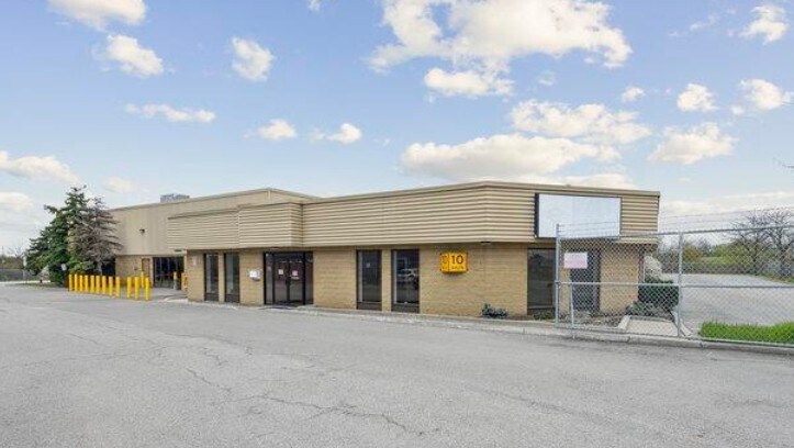 Primary Photo Of 1400 Advance Rd, Oakville Warehouse For Sale