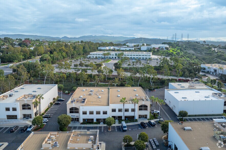 More Photos Of 1281 Puerta Del Sol, San Clemente Light Manufacturing For Sale