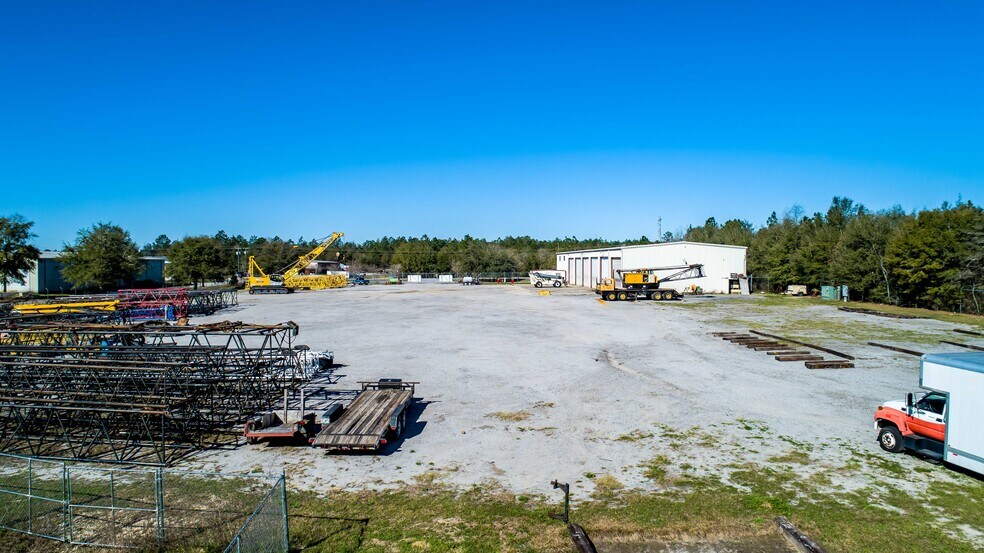 More Photos Of 598 Armistead Ln, Holt Industrial For Lease