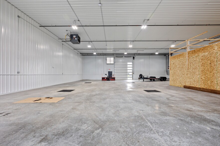 More Photos Of 2521 Granite Peak dr, Cheyenne Warehouse For Lease