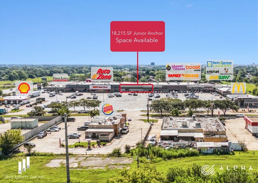 More Photos Of 570 El Dorado Blvd, Webster Unknown For Lease