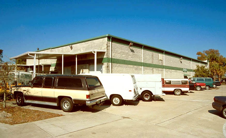 More Photos Of 8207-8265 Causeway Blvd, Tampa Manufacturing For Lease