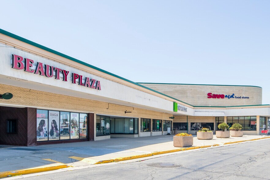 More Photos Of 3701 Durand Ave, Racine Freestanding For Lease