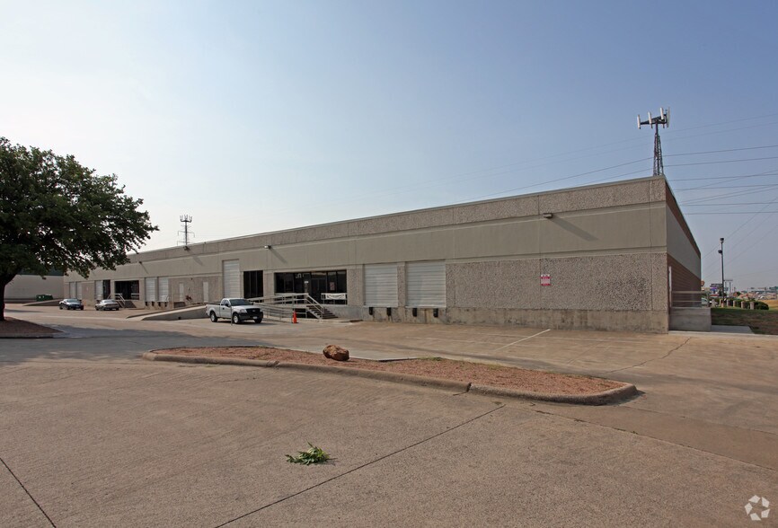 Primary Photo Of 2406-2416 Walnut Ridge St, Dallas Warehouse For Lease