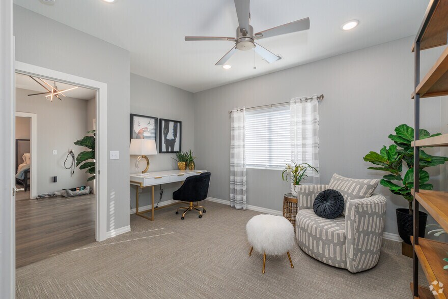 More Photos Of 2620 W Sunshine St, Springfield Apartments For Lease