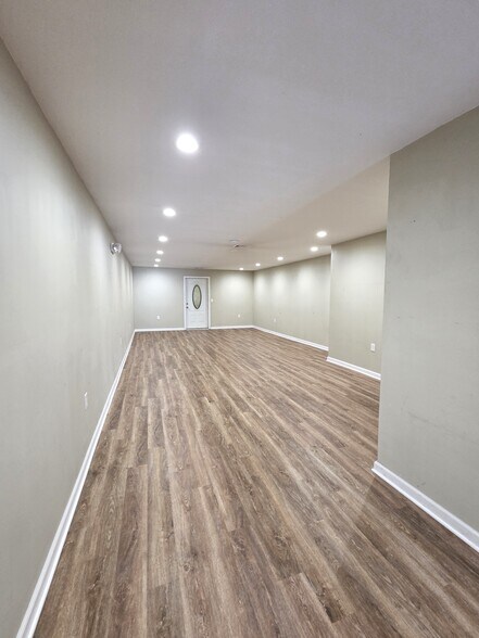 More Photos Of 140 Gravel Pike, Green Lane Industrial For Lease