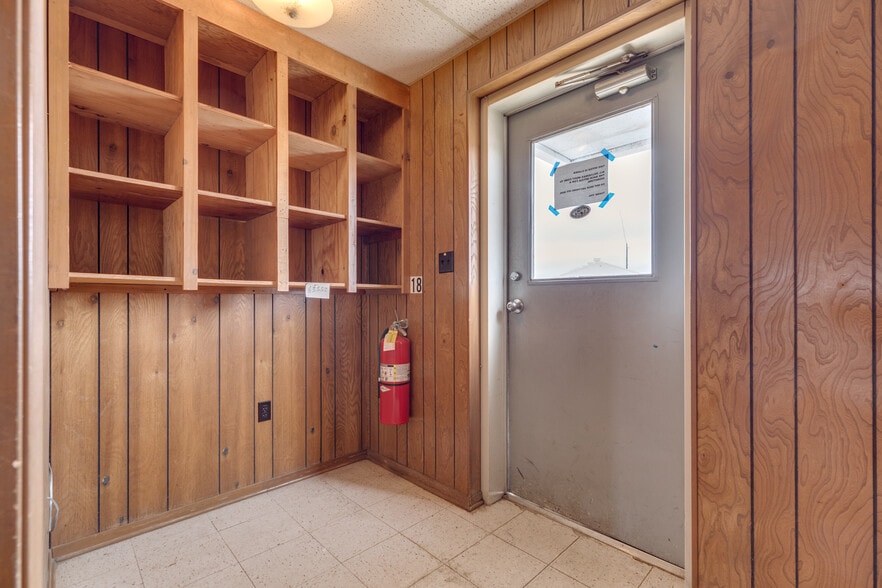 More Photos Of 2309 Zapata St, Freeport Warehouse For Sale