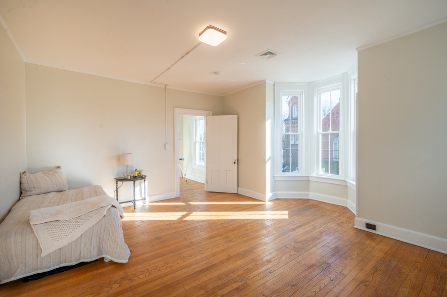 More Photos Of 329 Hazard Ave, Enfield Apartments For Sale