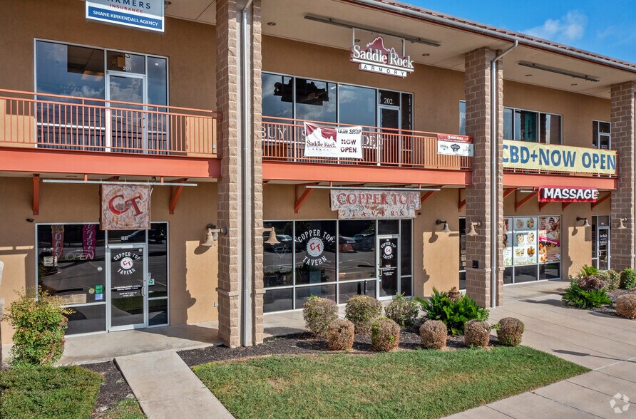 More Photos Of 15912 N RR 620, Austin Unknown For Lease