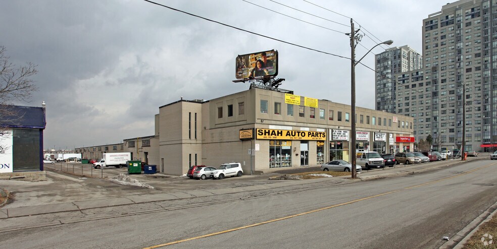 More Photos Of 2500 Lawrence Ave E, Toronto Showroom For Lease