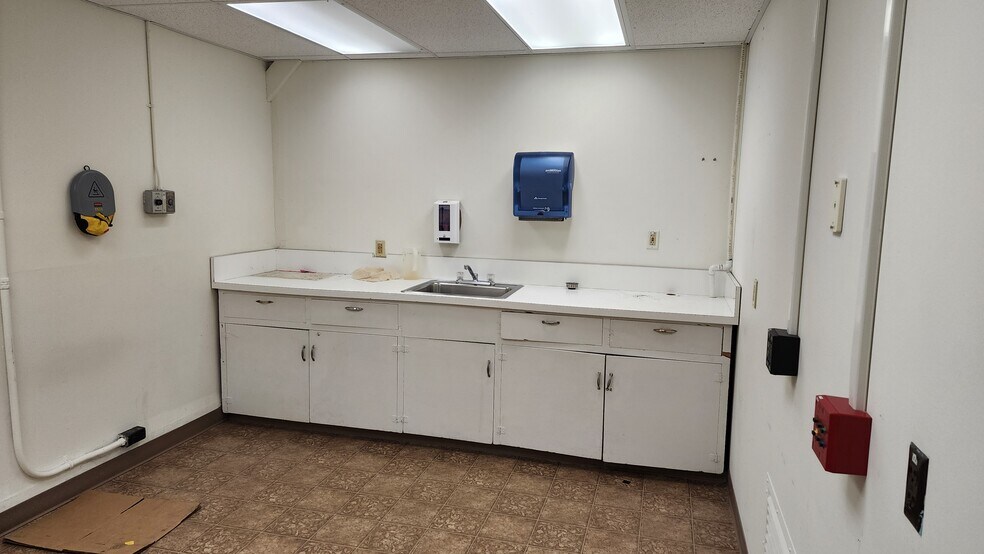 More Photos Of 2765 Salk Ave, Richland Office For Lease