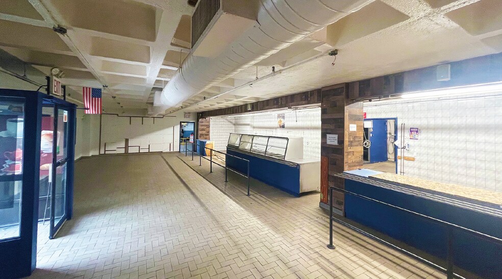 More Photos Of 3235 48th Ave, Long Island City Restaurant For Lease