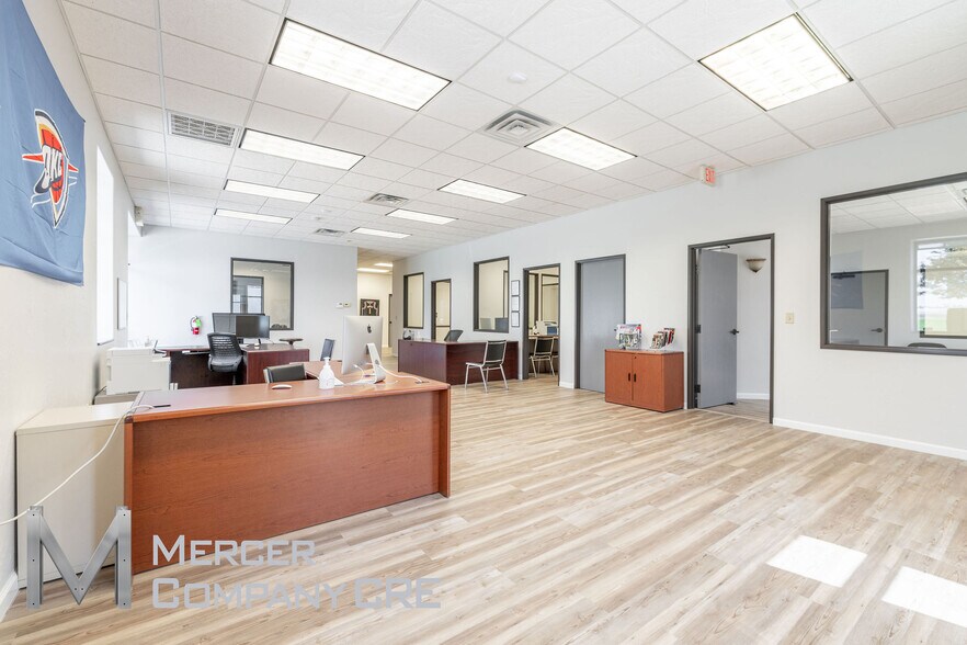 More Photos Of 4920 W I-40 Service Rd, Oklahoma City Showroom For Lease