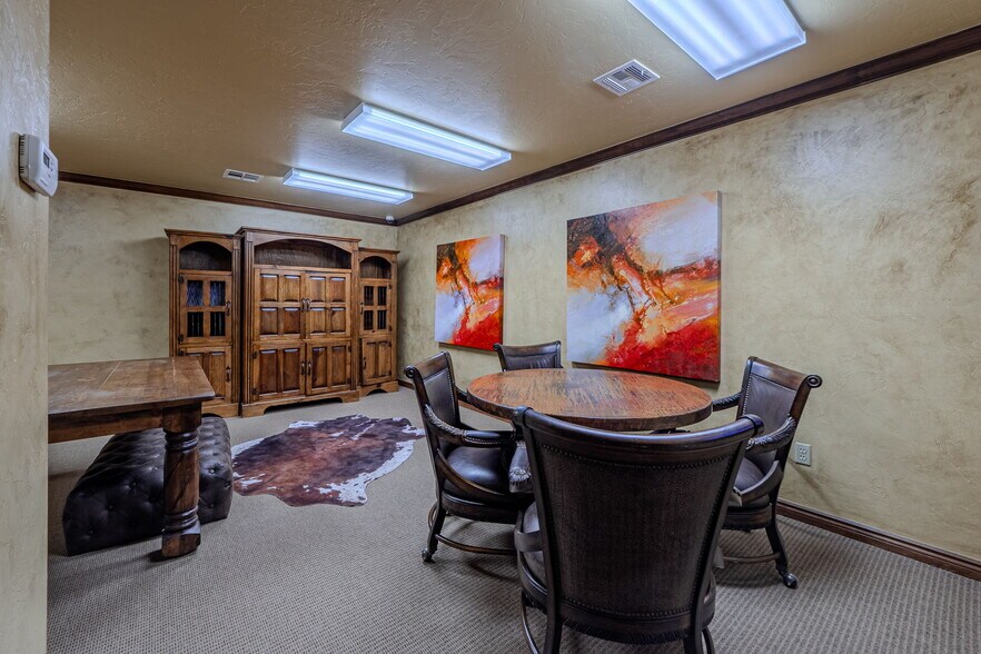 More Photos Of 1530 SW 89th St, Oklahoma City Office For Sale