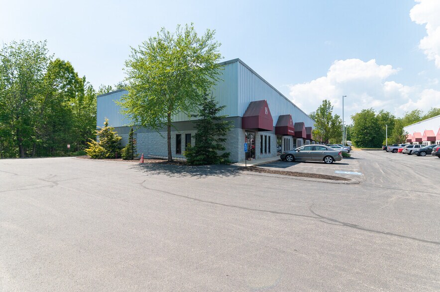 More Photos Of 17 Route 125, Kingston Office For Sale