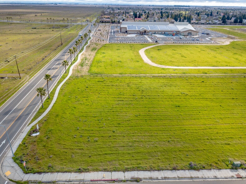 More Photos Of Genoa Lake Way, Chowchilla Land For Sale