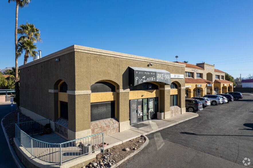 More Photos Of 2921 E Fort Lowell Rd, Tucson Storefront Retail Office For Lease