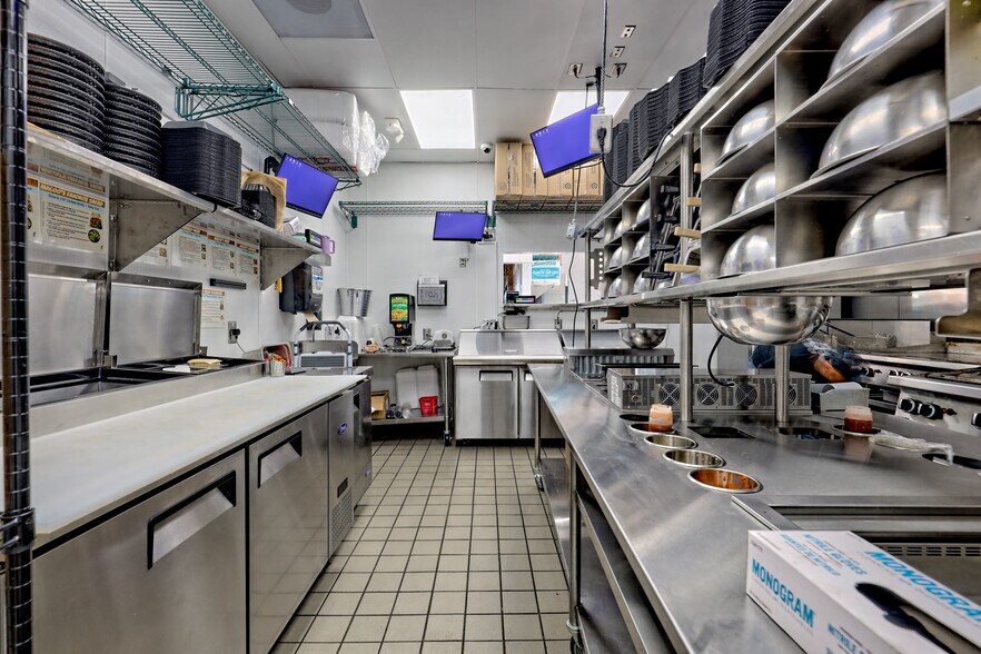 More Photos Of 515 Historic 441 Hwy, Cornelia Fast Food For Sale