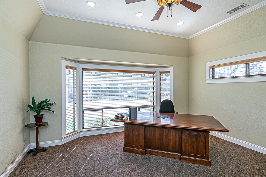 More Photos Of 115 W Park Ave, Santa Maria Office Residential For Sale