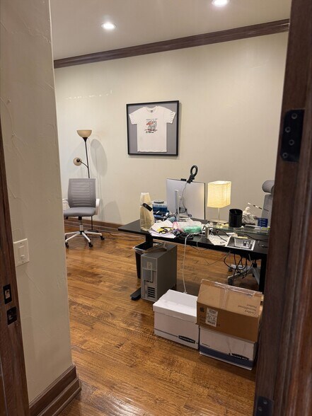 More Photos Of 1414 14th St, Plano Office For Lease