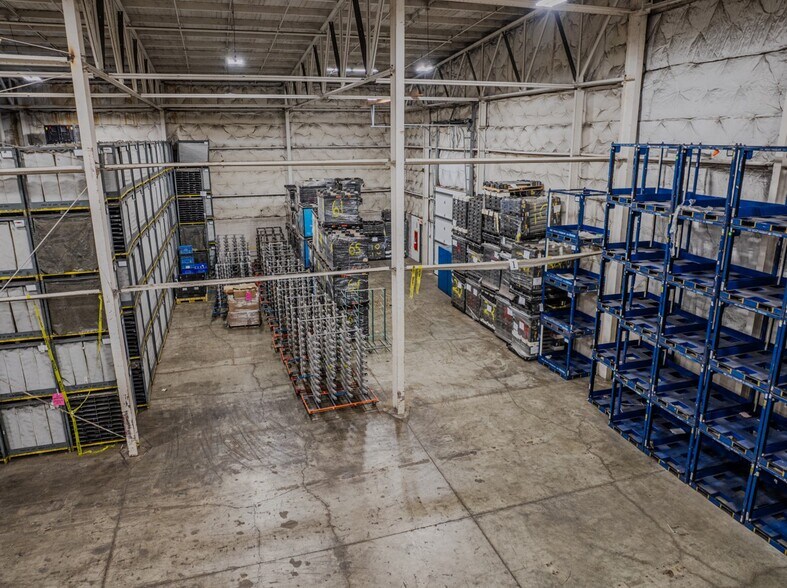 More Photos Of 2100 Cedar St, Fremont Distribution For Lease