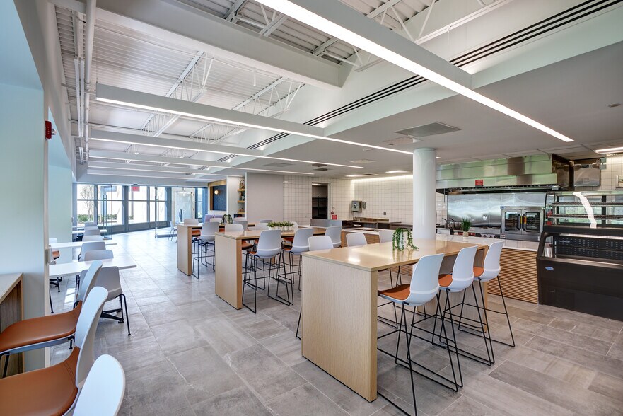 More Photos Of 500 College Rd E, Princeton Office For Lease