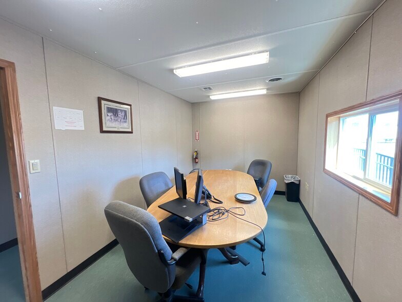 More Photos Of 629 Spruce Street, Sault Sainte Marie Industrial For Sale