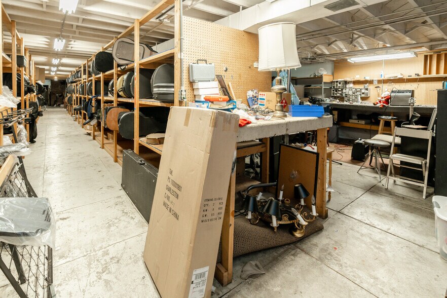 More Photos Of 1610 Bardstown Rd, Louisville Storefront For Sale