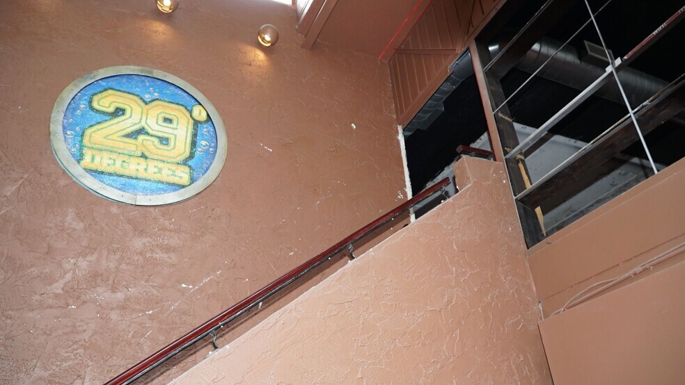 More Photos Of 4498 A Washington Rd, East Point Freestanding For Sale