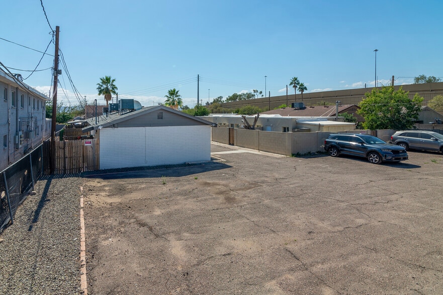 More Photos Of 2142 E Taylor St, Phoenix Multifamily For Sale