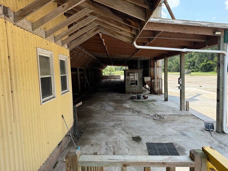 More Photos Of 28536 US Highway 264 E, Belhaven Industrial For Sale