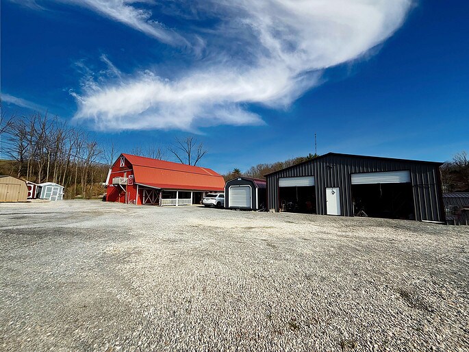 More Photos Of 2040 Robert C Byrd Dr, Beckley Storefront Retail Residential For Sale