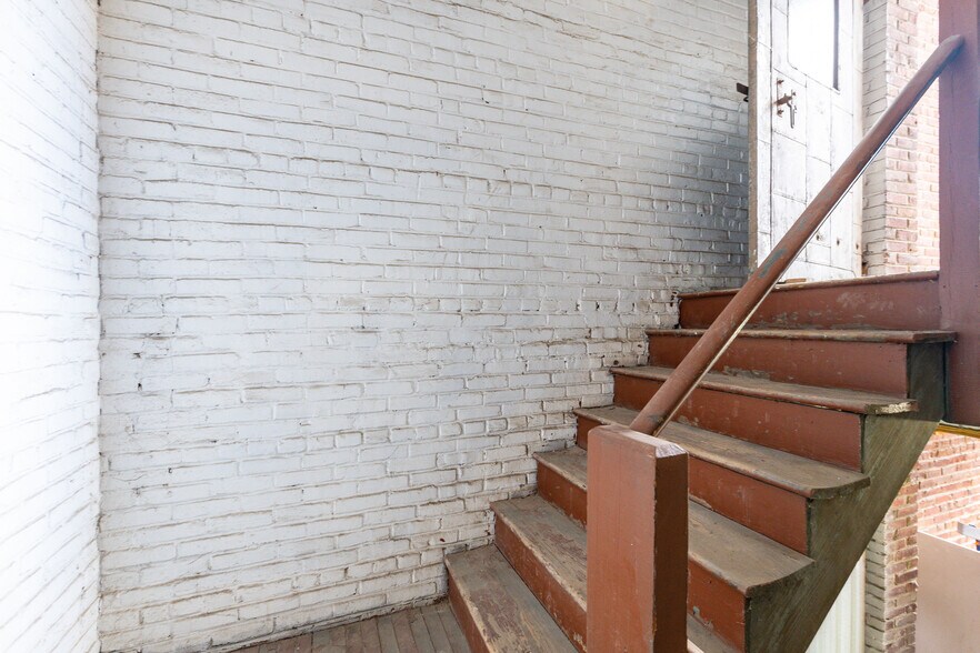 More Photos Of 4725 Chester Ave, Philadelphia Apartments For Sale