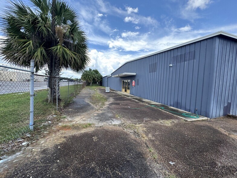 More Photos Of , Pensacola Unknown For Sale