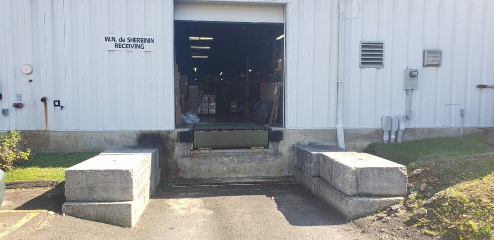 More Photos Of 50 Miry Brook Rd, Danbury Warehouse For Sale