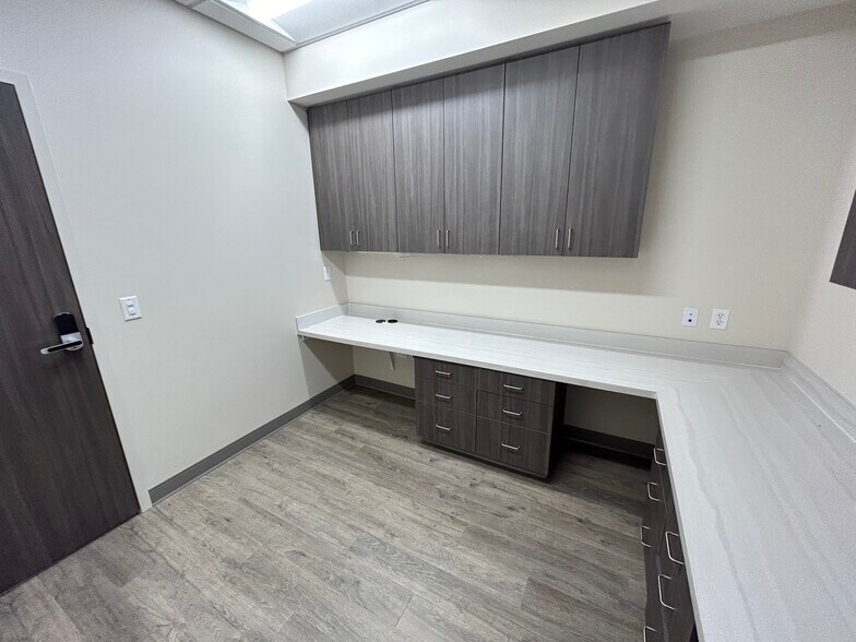 More Photos Of 1014 S 1100 W, Lehi Medical For Lease