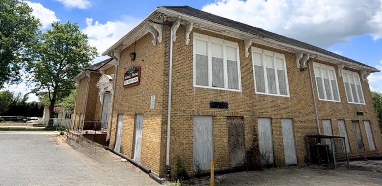 Primary Photo Of 636 Taranto Ave, Blackwood Specialty For Sale