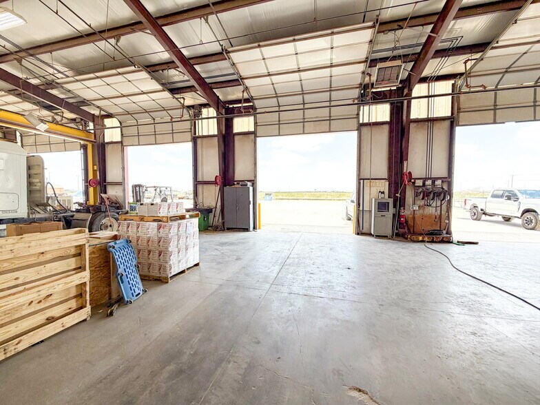 More Photos Of 1010 S FM 1788, Midland Service For Lease