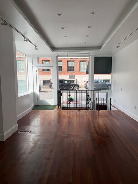 More Photos Of 149 North St, Boston Storefront Retail Residential For Lease