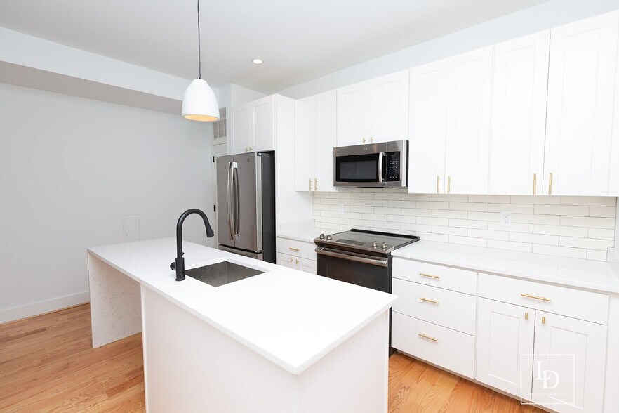 More Photos Of 631 Constitution Ave NE, Washington Multifamily For Sale