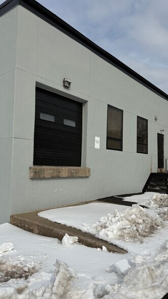 More Photos Of 400 Lincoln Ave, Hatboro Light Distribution For Lease