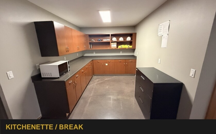 More Photos Of 740 Kacena Rd, Hiawatha Office For Sale