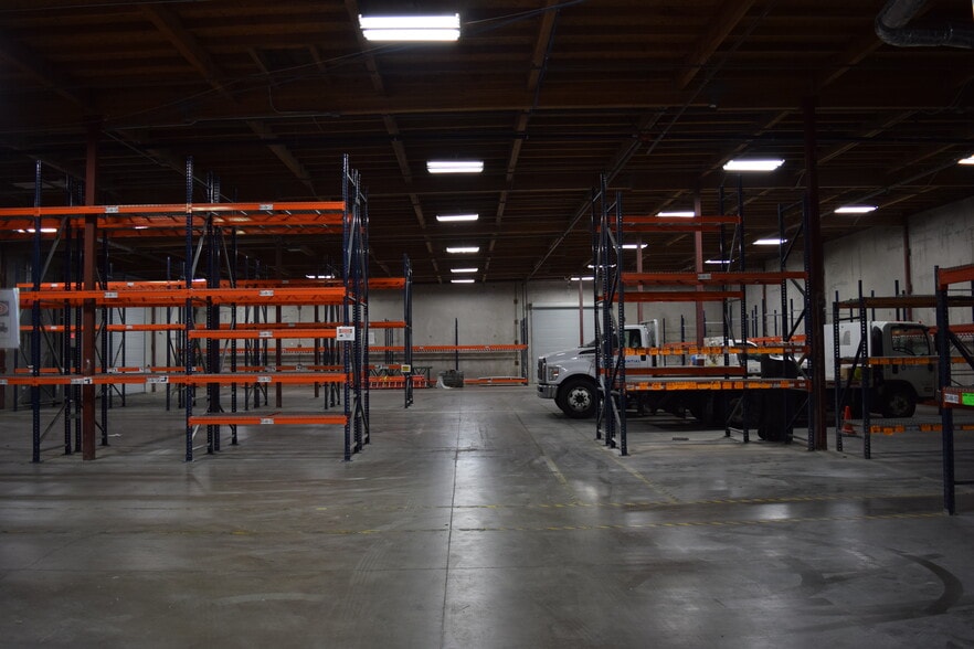 More Photos Of 750 Link Rd, Fairfield Warehouse For Lease