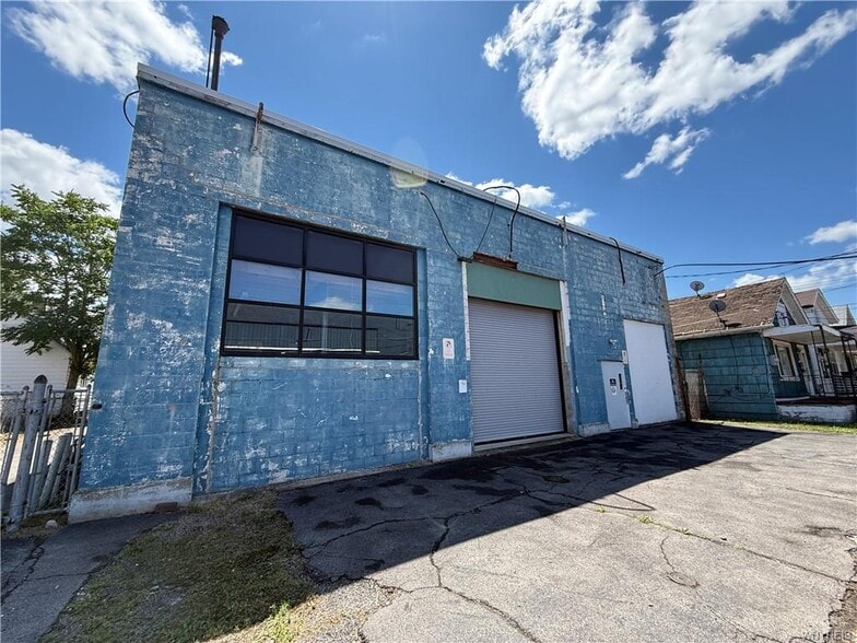 More Photos Of 64 Fillmore Ave, Buffalo Warehouse For Sale