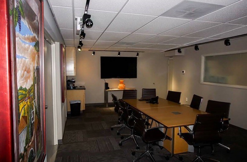 More Photos Of 711 6th Ave N, Seattle Office For Lease