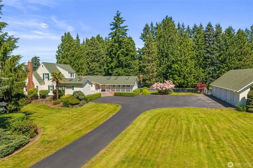 More Photos Of 1026 Alder St, Centralia Office Residential For Sale