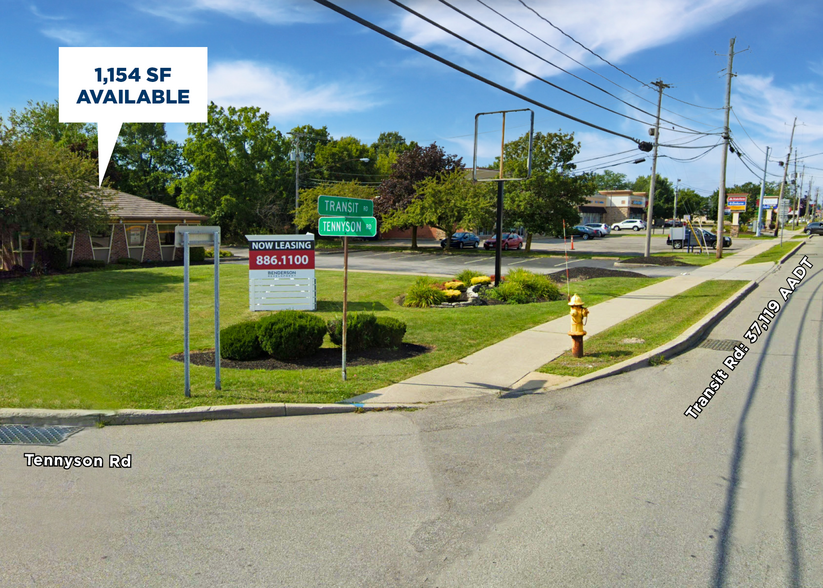 Primary Photo Of 7470 Transit Rd, Williamsville Fast Food For Lease