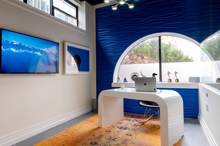 More Photos Of 3145 Mount Vernon Ave, Alexandria Office For Sale